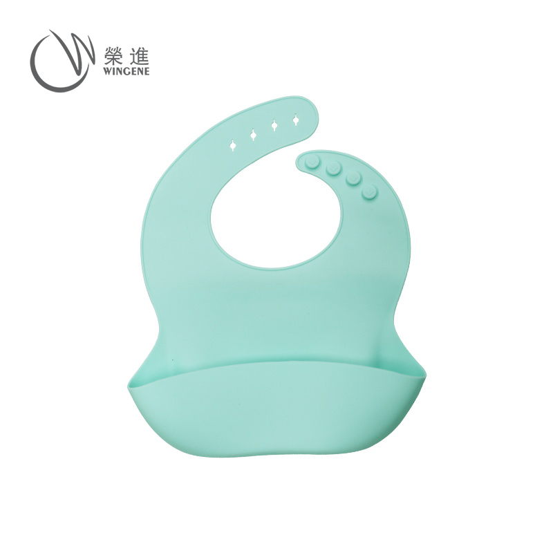 兒(er) 童圍嘴